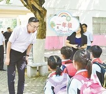 倾力投身历史…[详细]