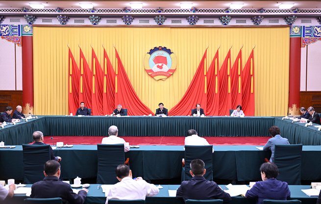 山东港口青岛港前7个月货物吞吐量超4